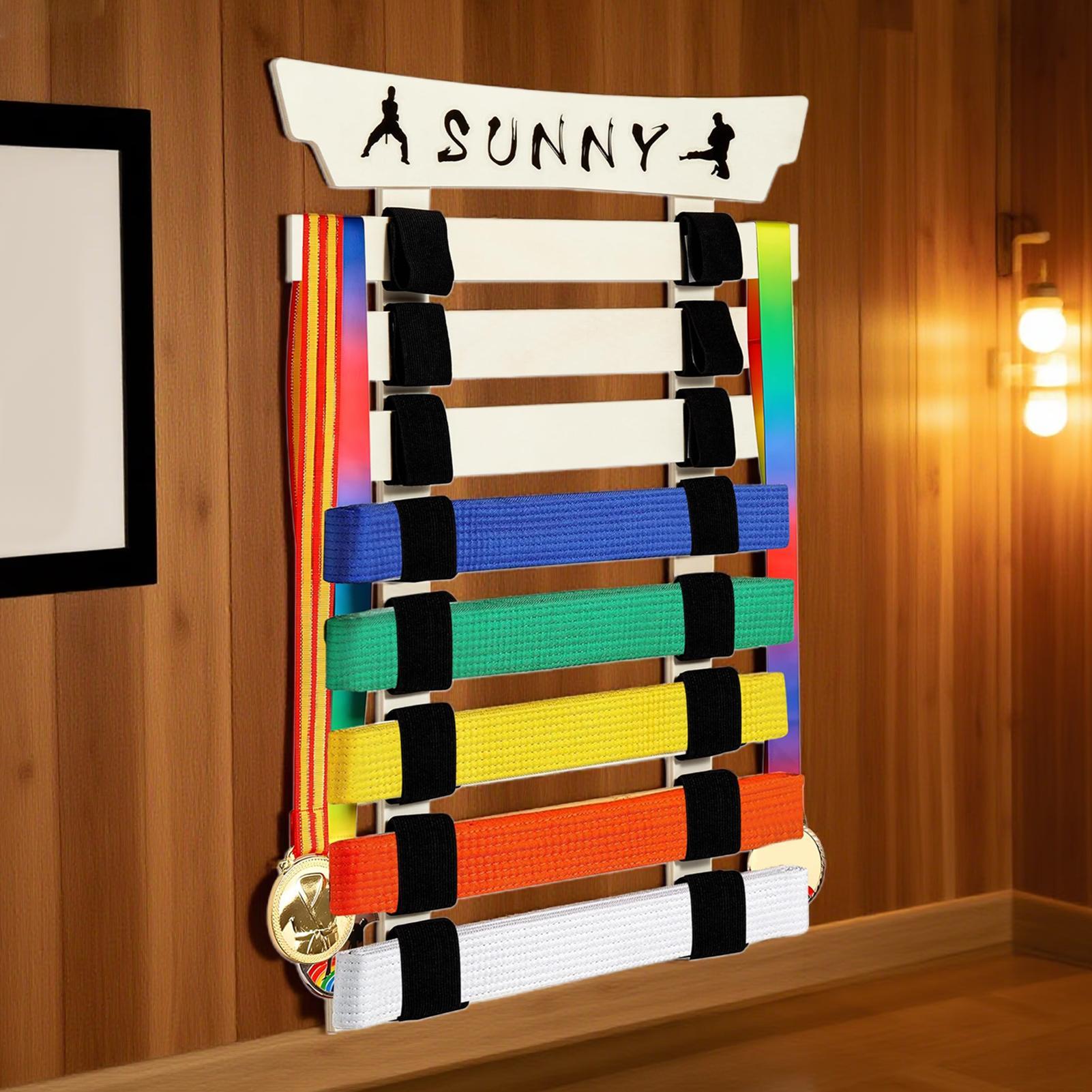 Support de ceinture de karaté, - Sports Equipment Storage Rack avis et prix