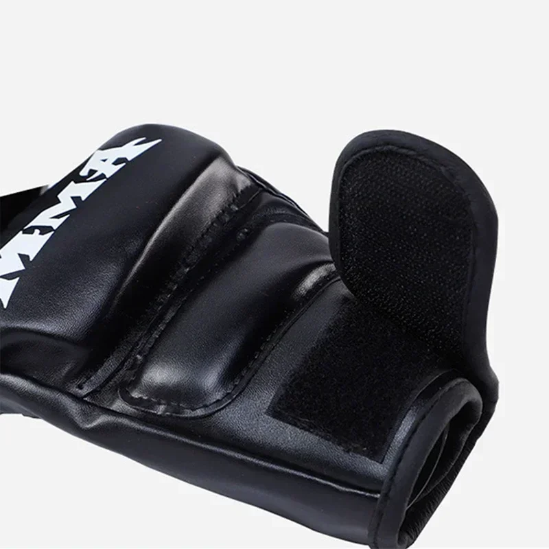 Gants de boxe demi-doigts MMA  - Boxing Glove Set avis et prix